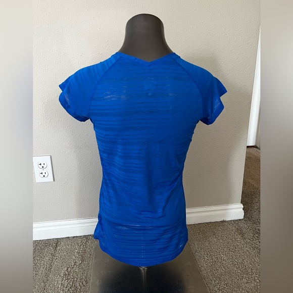 Nike Breeze Running/Athletic Top - Picture 2 of 2